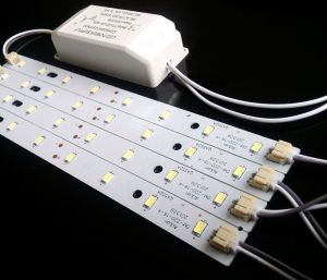 Low cost replacement for flourescent Tubes